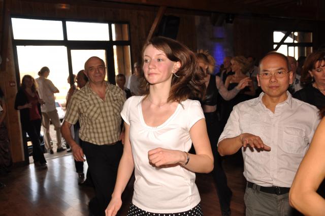 min 2010 04 04 station danse 087